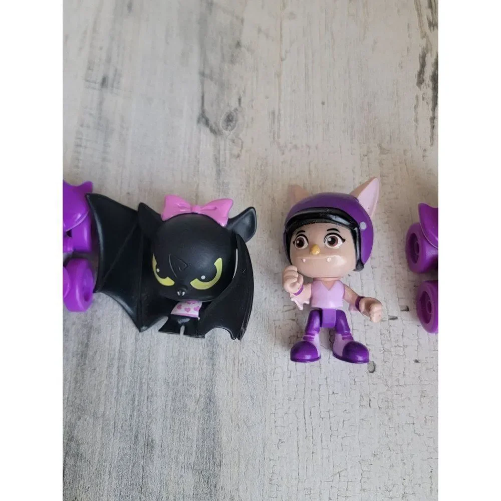 Top wing purple vampire car racing toy set bat variety Nick jr‎